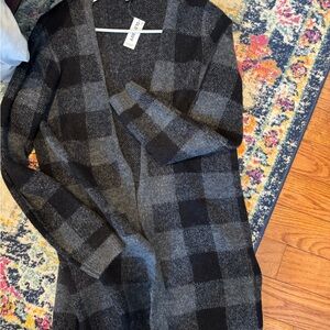 Old Navy Black and Gray Checkered Cape